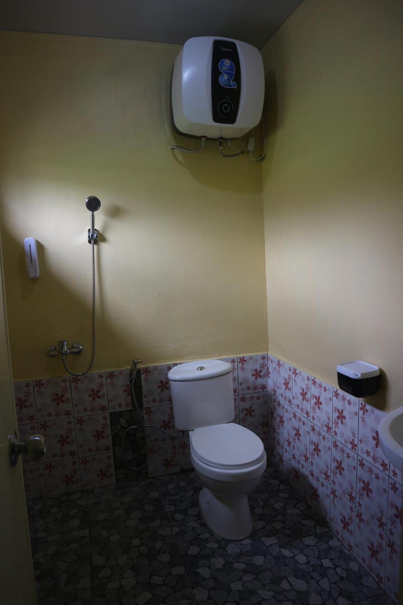 Tange Guest House รูเติง ภายนอก รูปภาพ